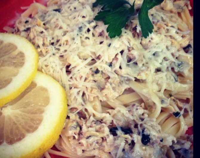 Creamy Linguine and Clam Sauce